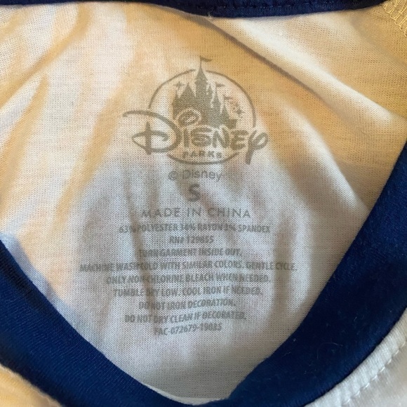 disney Parks Tshirt size Small - Picture 7 of 7